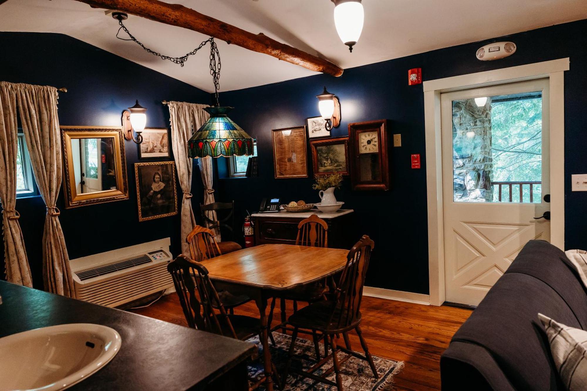 Landoll'S Mohican Castle Loudonville Bagian luar foto